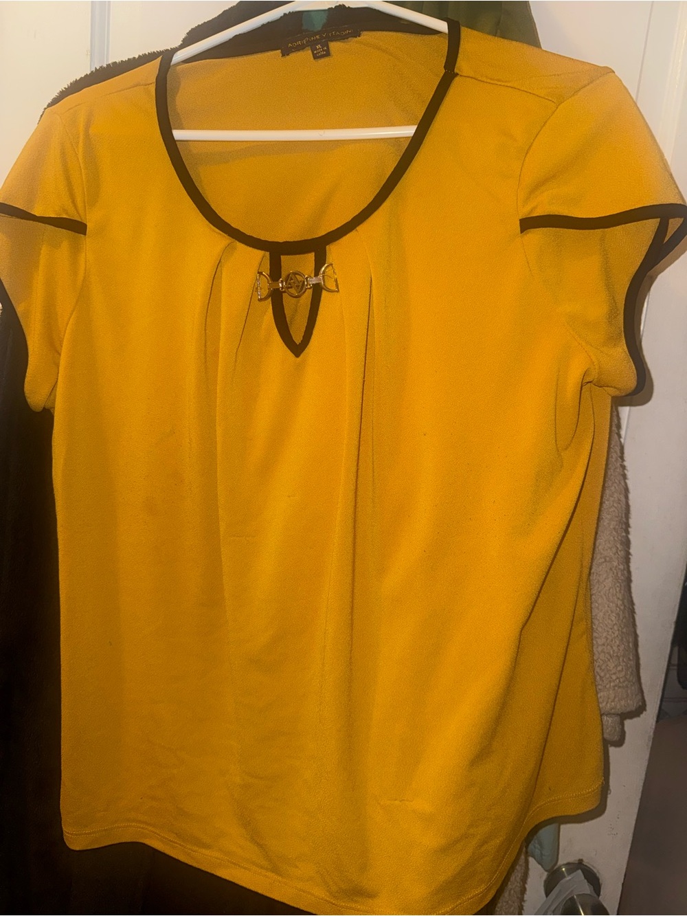 Mustard Yellow Short Sleeve Top with Black Trim and Gold Clasp